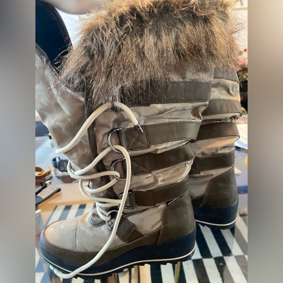 Cougar Women’s Tall Faux Fur Insulated Lancaster Snow Boot Waterproof Size 8 - Picture 6 of 9